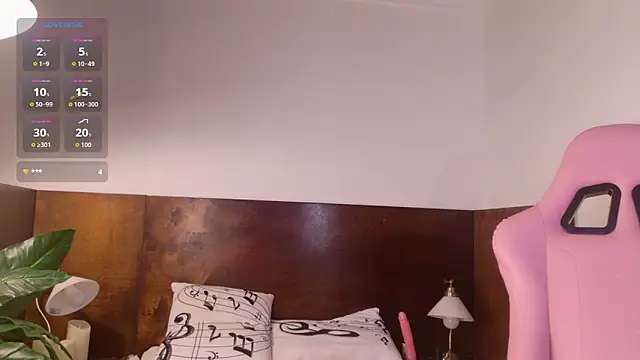 Snapshot of Sarah_greyy chatting on 06/06/26, 10:47 Sarah greyy online show from 06/06/26, 10:47