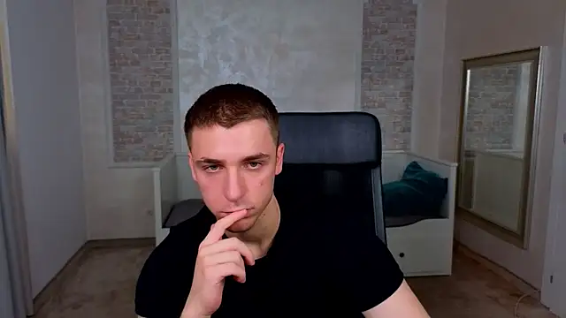Snapshot of KellenWest chatting on 06/05/26, 04:19 KellenWest online show from 06/05/26, 04:19