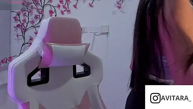 Snapshot of vanesita_ chatting on 06/27/26, 12:04 vanesita online show from 06/27/26, 12:04