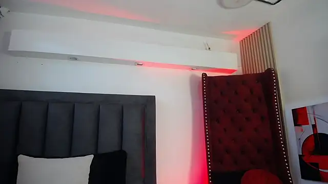 TransDivaSantana online show from 04/18/26, 08:42
