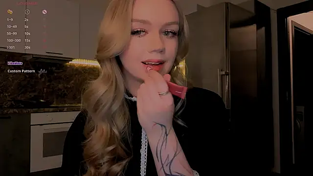 Snapshot of my_liss chatting on 02/18/26, 09:00 my liss online show from 02/18/26, 09:00