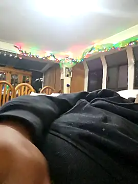 mikeeddy1517 online show from 12/16/25, 04:17