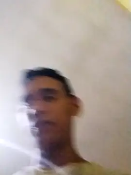 Snapshot of hi2767 chatting on 12/16/25, 01:32 hi2767 online show from 12/16/25, 01:32