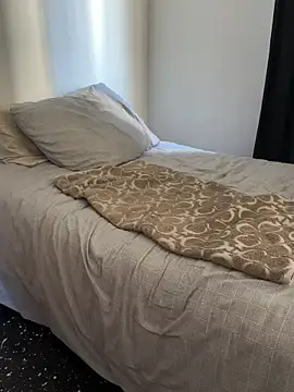 Snapshot of LiaCuti chatting on 02/14/26, 10:56 LiaCuti online show from 02/14/26, 10:56