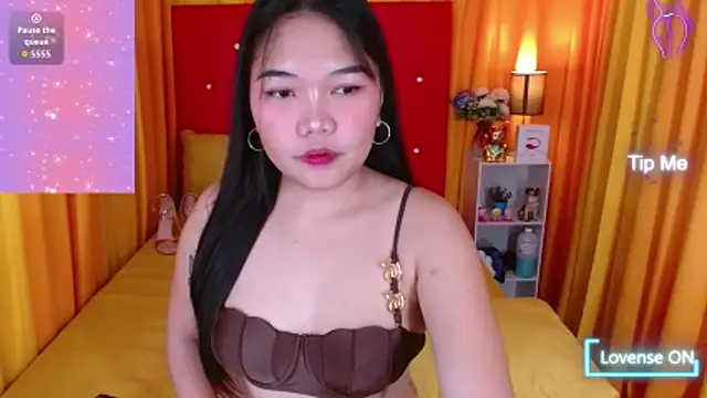 Snapshot of XxSexyPinay4uxX chatting on 02/14/26, 12:29 XxSexyPinay4uxX online show from 02/14/26, 12:29