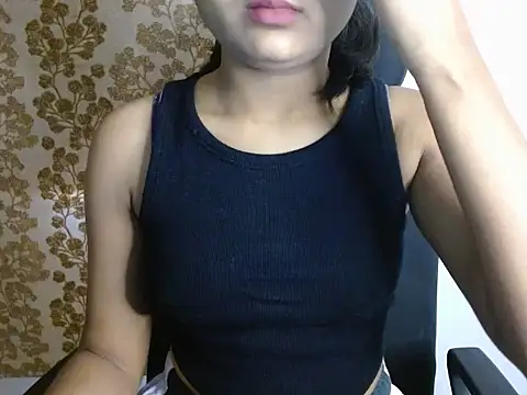 naina 066 online show from 12/19/25, 06:53