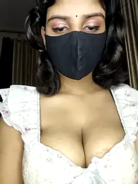 Snapshot of Zaayaa_2 chatting on 01/31/26, 07:23 Zaayaa 2 online show from 01/31/26, 07:23