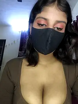 Snapshot of Zaayaa_2 chatting on 03/06/26, 07:54 Zaayaa 2 online show from 03/06/26, 07:54