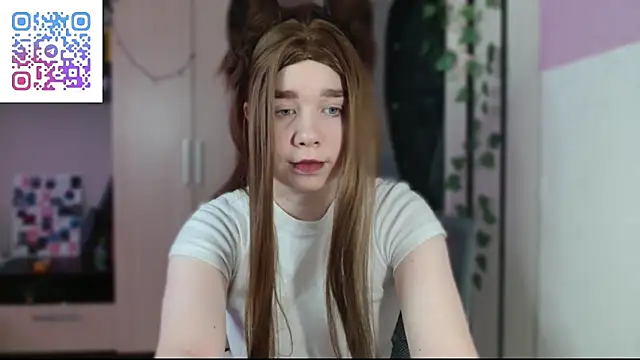 Snapshot of Yuly_Soft chatting on 01/17/26, 07:46 Yuly Soft online show from 01/17/26, 07:46
