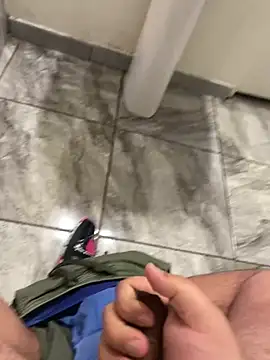 Snapshot of Miguel_667 chatting on 02/11/26, 03:39 Miguel 667 online show from 02/11/26, 03:39