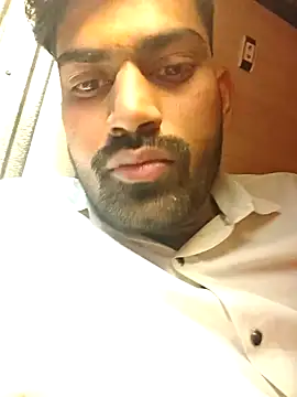 Snapshot of Tall7boy7 chatting on 12/16/25, 12:43 Tall7boy7 online show from 12/16/25, 12:43