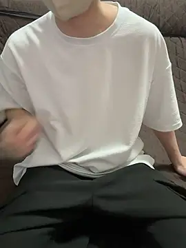 Snapshot of tubasa1216 chatting on 01/15/26, 12:10 tubasa1216 online show from 01/15/26, 12:10