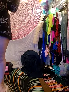 Snapshot of infinirose chatting on 03/26/26, 08:31 infinirose online show from 03/26/26, 08:31