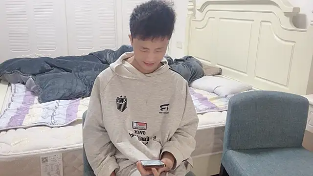 hexiangzb online show from 12/16/25, 11:48