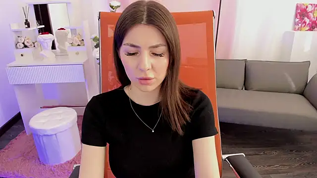Snapshot of DiRosie chatting on 05/21/26, 04:30 DiRosie online show from 05/21/26, 04:30