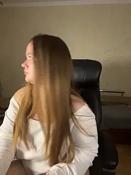 CaramelleSugarr online show from 04/24/26, 07:16
