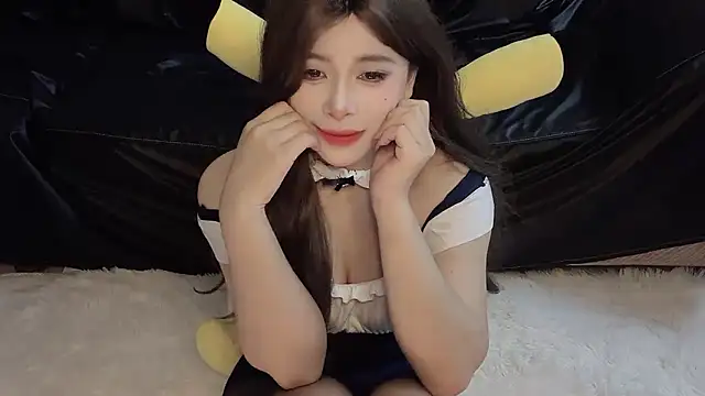 Snapshot of Fan-3 chatting on 03/14/26, 04:45 Fan-3 online show from 03/14/26, 04:45