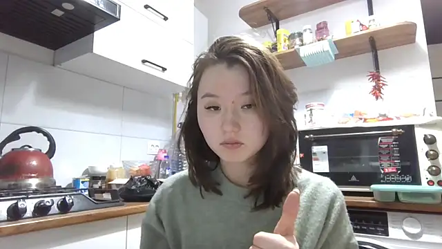 Snapshot of VelmaMaasch chatting on 12/16/25, 02:44 VelmaMaasch online show from 12/16/25, 02:44