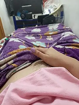 lwkfine online show from 12/18/25, 02:56