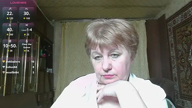 Casey peach online show from 04/24/26, 04:09