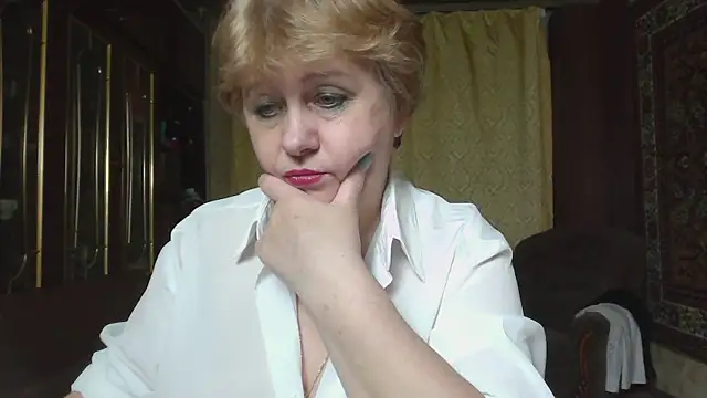 Casey peach online show from 05/14/26, 06:37