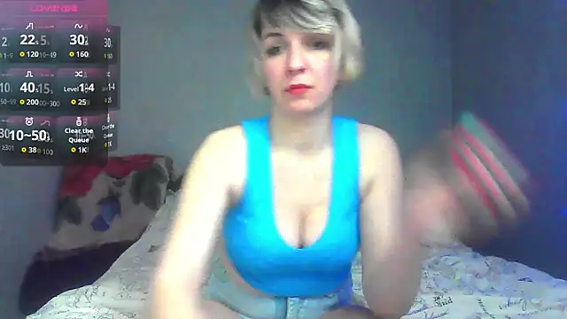 Lana Foxyy online show from 04/10/26, 07:51