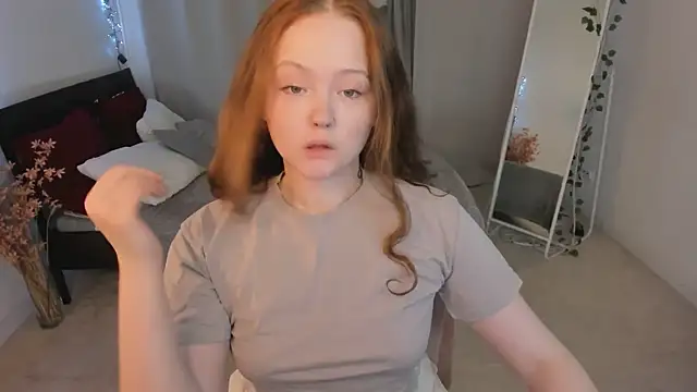 Snapshot of Yennefer__ chatting on 03/10/26, 02:00 Yennefer online show from 03/10/26, 02:00