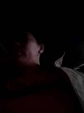 Snapshot of shy-jan chatting on 12/19/25, 12:06 shy-jan online show from 12/19/25, 12:06