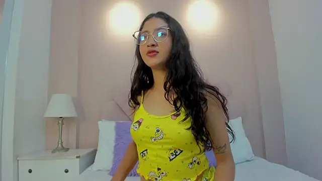 cammirose  online show from 12/20/25, 11:17