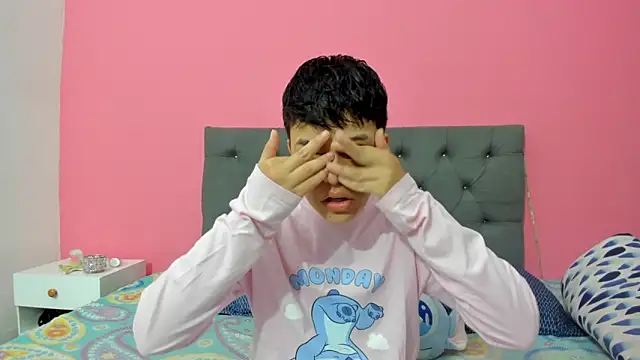 Snapshot of ariloe_quintero chatting on 02/20/26, 12:38 ariloe quintero online show from 02/20/26, 12:38