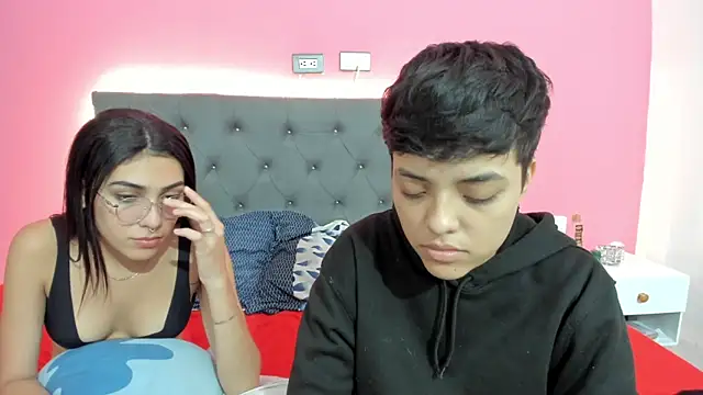 Snapshot of ariloe_quintero chatting on 03/10/26, 04:28 ariloe quintero online show from 03/10/26, 04:28