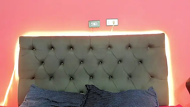 ariloe quintero online show from 04/25/26, 01:41