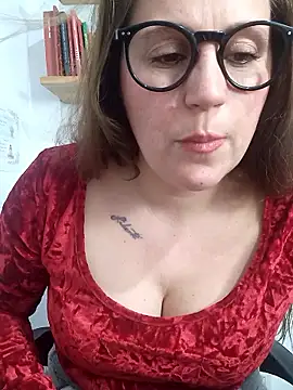 SofiEsteves online show from 04/28/26, 01:05