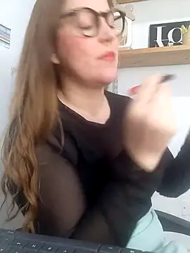 SofiEsteves online show from 05/12/26, 02:14