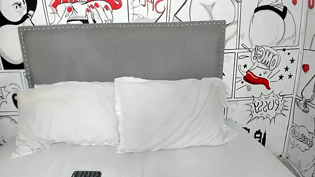 Snapshot of alison_ferrera_ chatting on 01/12/26, 11:15 alison ferrera online show from 01/12/26, 11:15