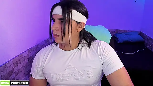 latinboyfit online show from 04/05/26, 06:49