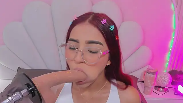 Snapshot of Ary__cherry chatting on 12/22/25, 07:55 Ary cherry online show from 12/22/25, 07:55