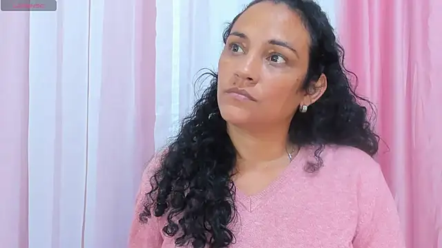 Snapshot of Bianca_slut1 chatting on 02/19/26, 06:26 Bianca slut1 online show from 02/19/26, 06:26