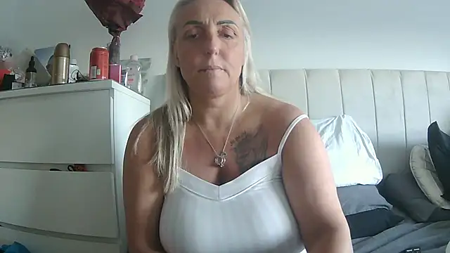 theblondecocklover online show from 04/28/26, 06:46