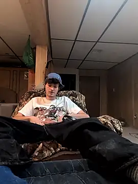 Snapshot of B8RHUNG chatting on 01/08/26, 04:26 B8RHUNG online show from 01/08/26, 04:26