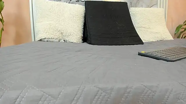 Snapshot of alex_xhunter chatting on 01/05/26, 07:17 alex xhunter online show from 01/05/26, 07:17