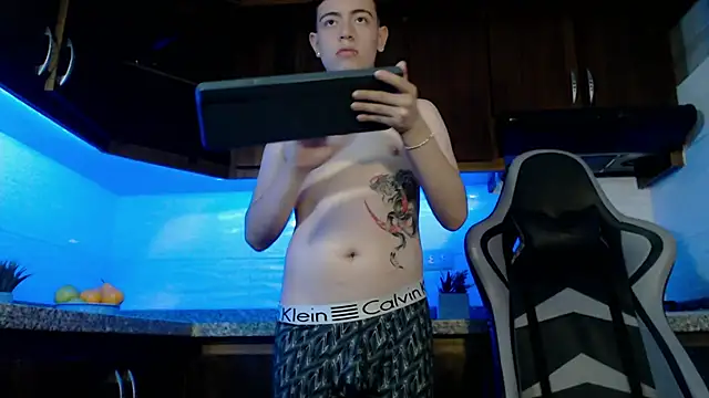 Snapshot of alex_xhunter chatting on 02/23/26, 07:22 alex xhunter online show from 02/23/26, 07:22