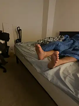 Snapshot of Kingbertfeet chatting on 02/03/26, 01:37 Kingbertfeet online show from 02/03/26, 01:37