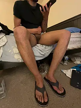 Snapshot of Kingbertfeet chatting on 02/15/26, 02:30 Kingbertfeet online show from 02/15/26, 02:30