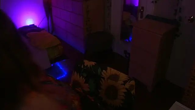 FireproofCuriousiteaze online show from 05/03/26, 05:46