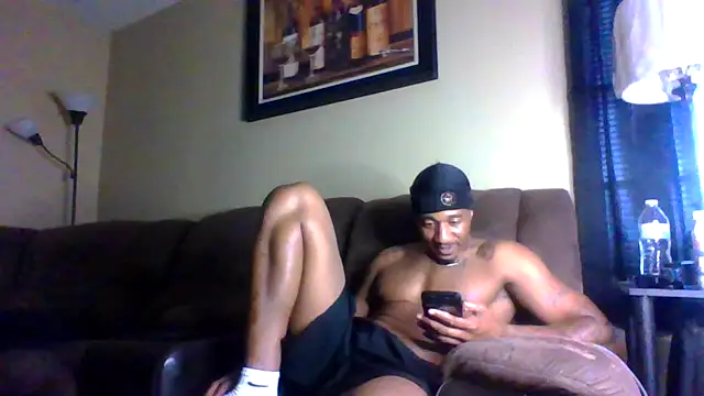 Snapshot of KingDes55 chatting on 05/08/26, 12:27 KingDes55 online show from 05/08/26, 12:27