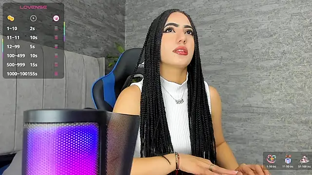 Odett Khast online show from 12/17/25, 05:13