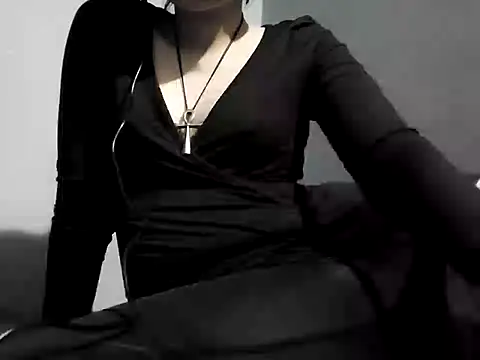 Delilah 666 online show from 12/17/25, 02:50