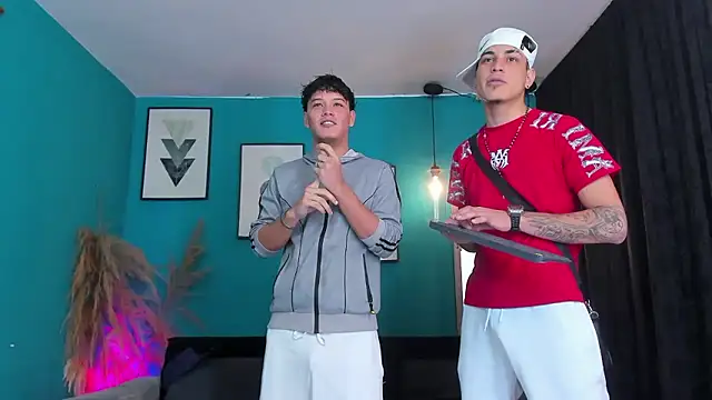 Snapshot of Oficial_KingOfHeavens chatting on 01/09/26, 08:10 Oficial KingOfHeavens online show from 01/09/26, 08:10