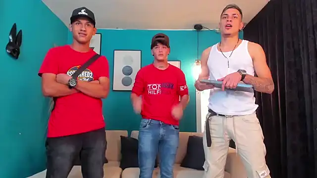 Snapshot of Oficial_KingOfHeavens chatting on 01/16/26, 11:09 Oficial KingOfHeavens online show from 01/16/26, 11:09